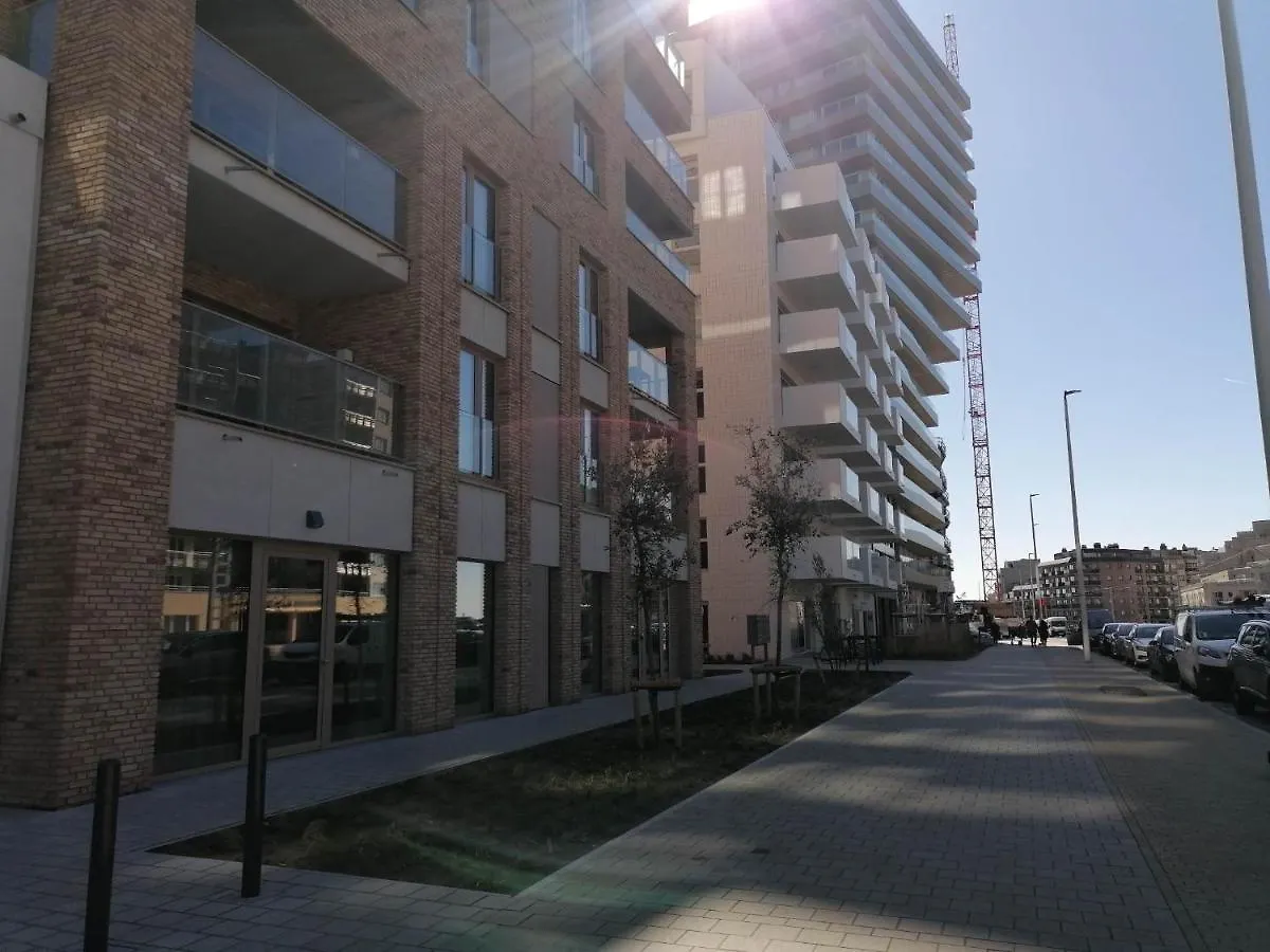 Apartment Bartine - Modern And Spacious Flat Near The Sea, Free Parking Space Ostend