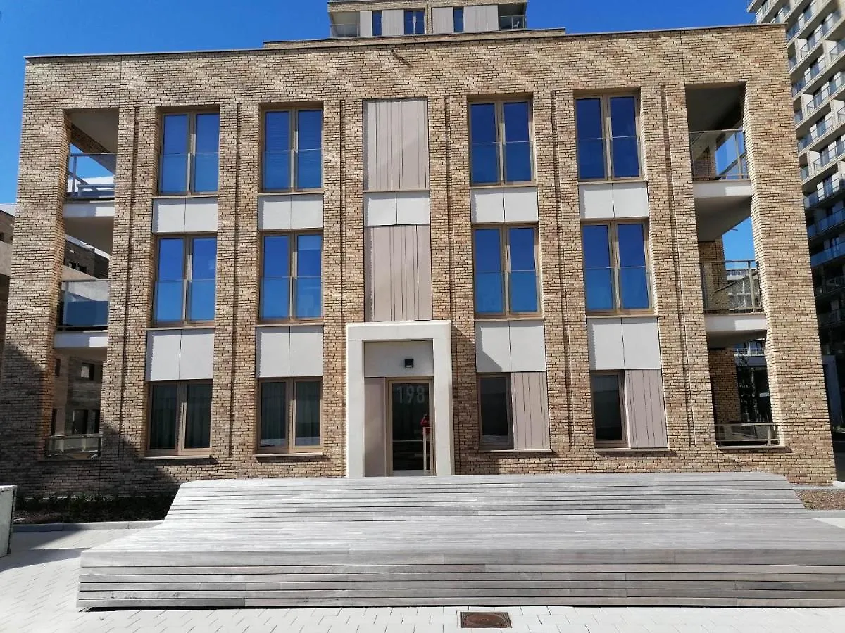 Bartine - Modern And Spacious Flat Near The Sea, Free Parking Space Ostend Apartment