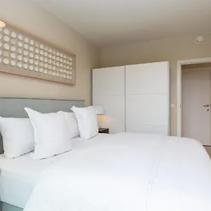 Sky Bridge - Casselbergh Residences Apartment