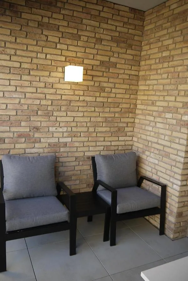 Bartine - Modern And Spacious Flat Near The Sea, Free Parking Space Oostende Appartement