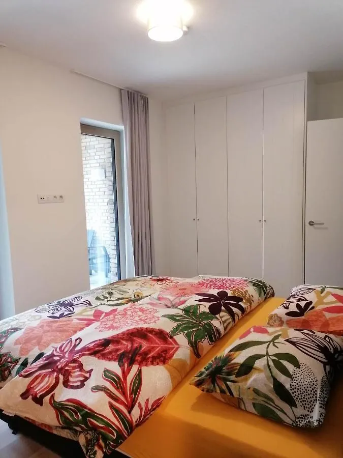 Bartine - Modern And Spacious Flat Near The Sea, Free Parking Space Oostende Appartement