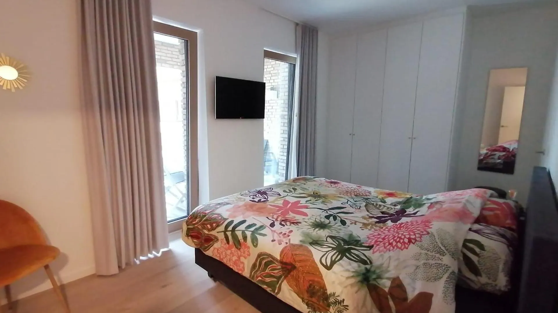 Appartement Bartine - Modern And Spacious Flat Near The Sea, Free Parking Space Oostende
